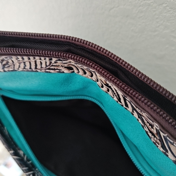 Women's Blue Cross Body Bag With Rhinestone Crosses - Picture 4 of 5